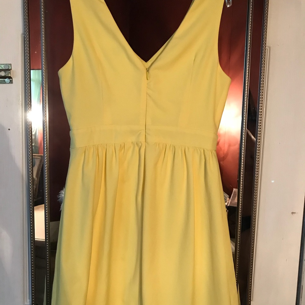 Yellow dress - Picture 3 of 3